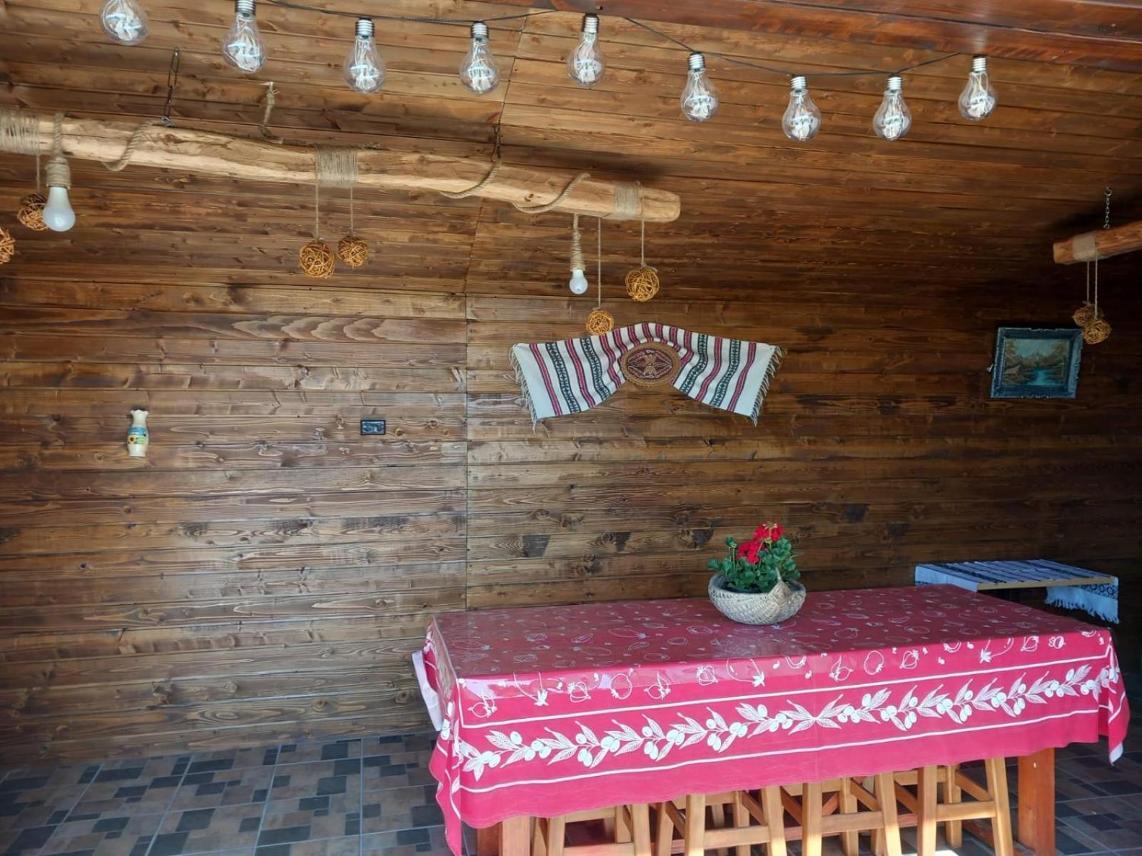 Casuta Din Deal Târgu Neamţ Dış mekan fotoğraf
